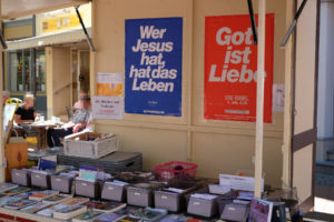 Bibel Büchertisch Osterode am Harz Anhänger
